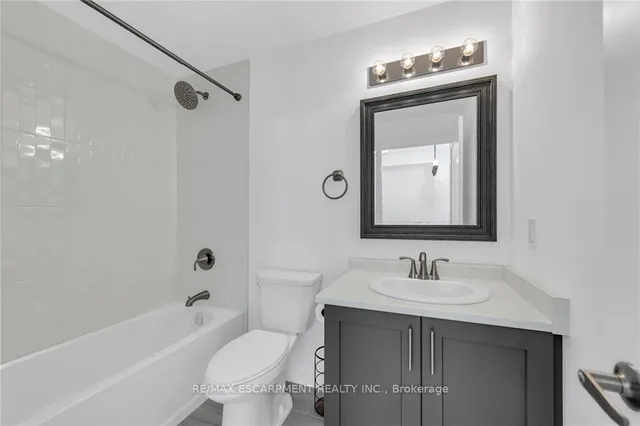 Additional property image - 460 Dundas St Unit 331