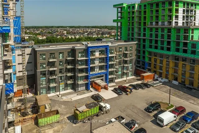 Additional property image - 460 Dundas St Unit 331