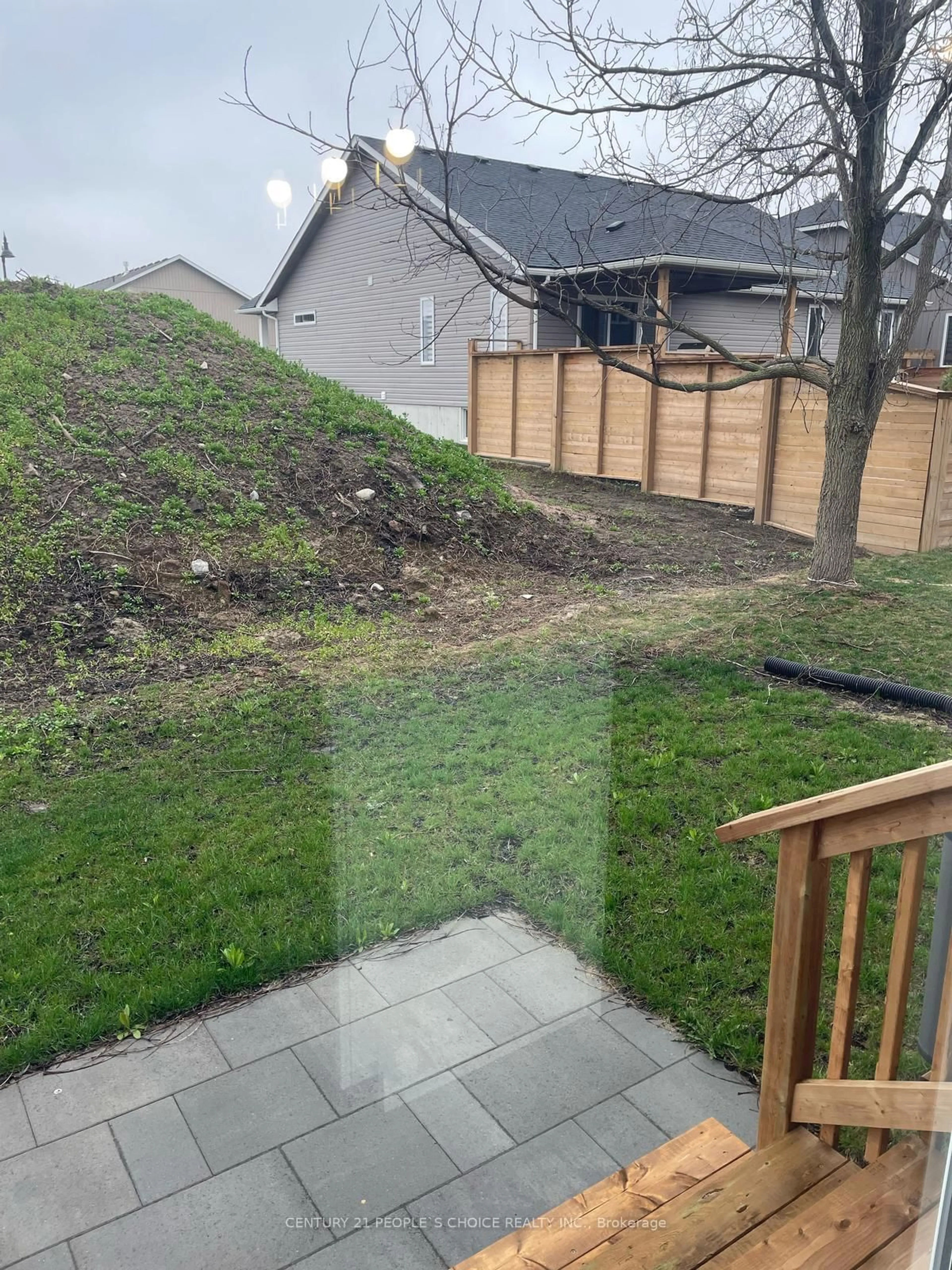 Patio, unknown for 34 Campbell Cres, Prince Edward County Ontario K0K 2T0