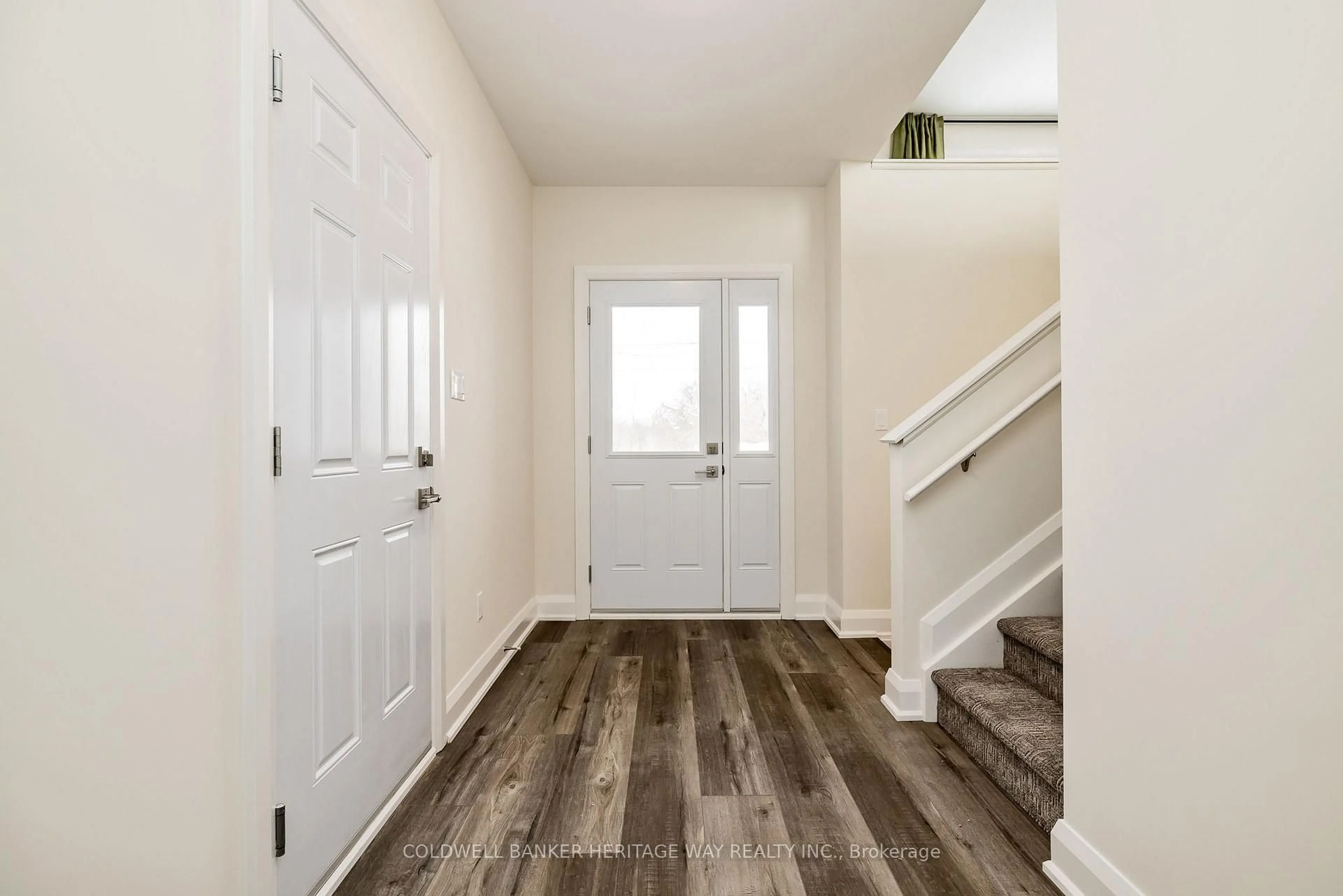 Indoor entryway for 2435 Drummond Conc 7 Rd, Perth Ontario K7H 0L8