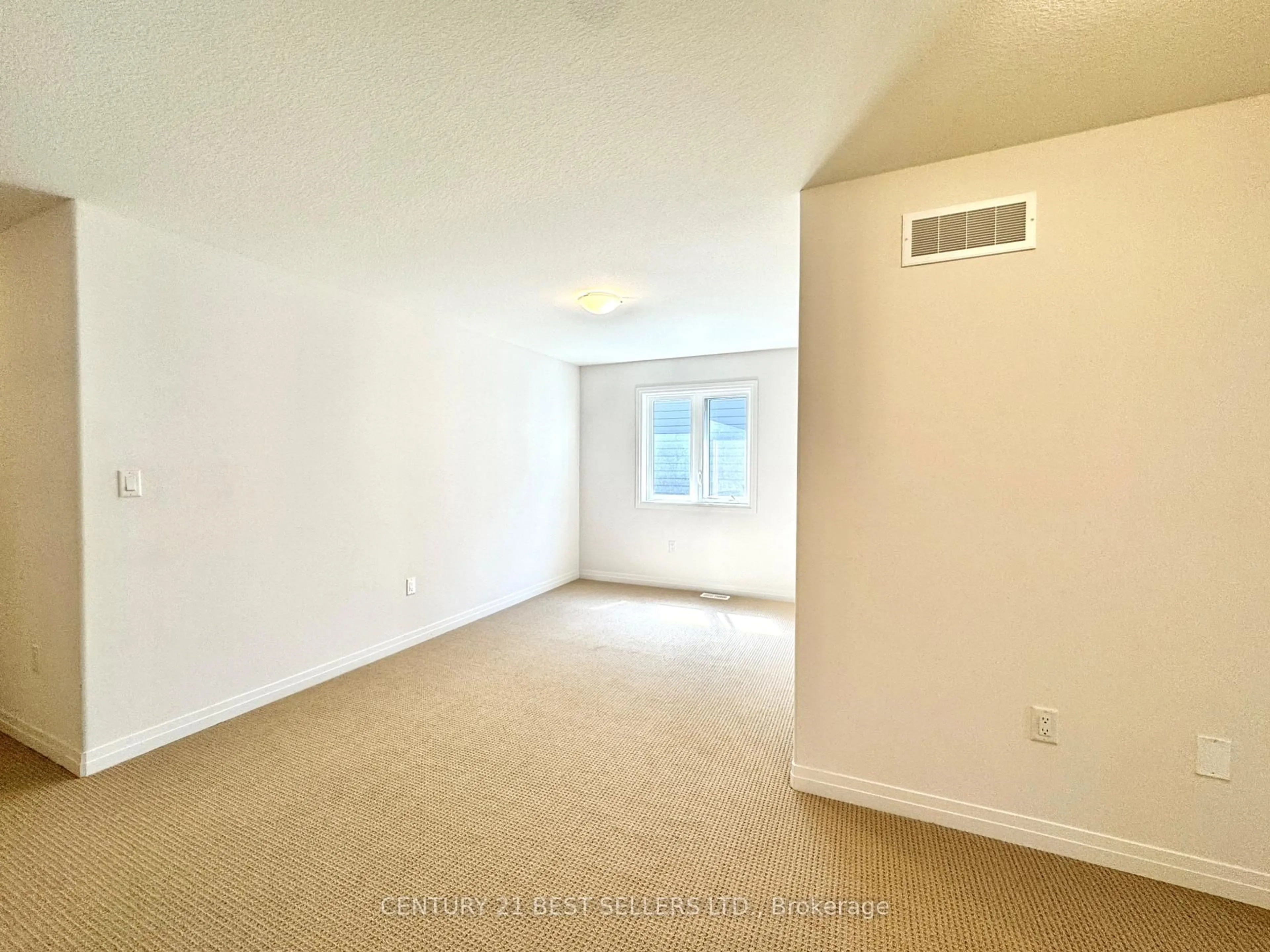 A pic of a room for 4076 Healing St, Lincoln Ontario L3J 0S4
