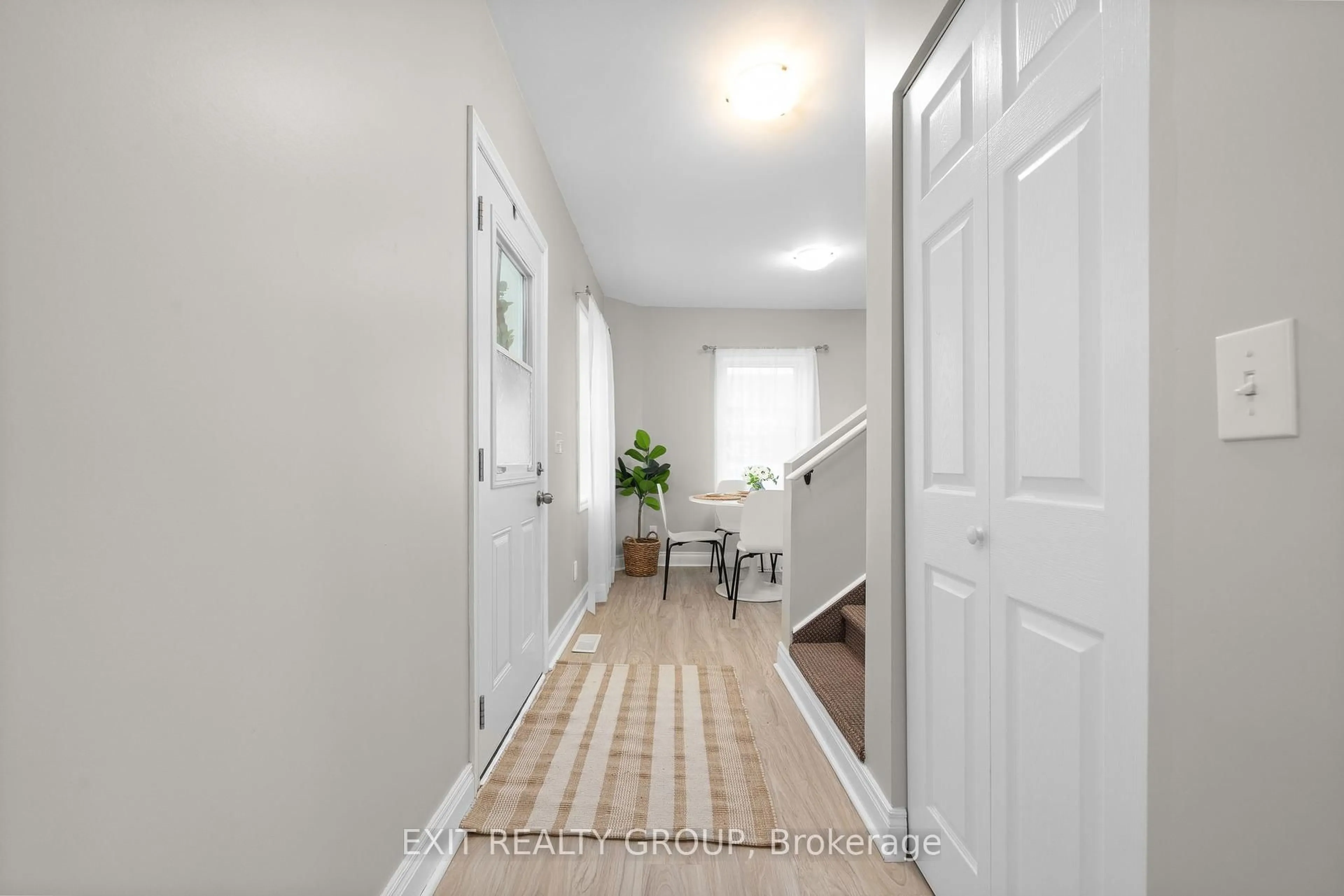 Indoor entryway for 74 Front St, Trent Hills Ontario K0L 1L0