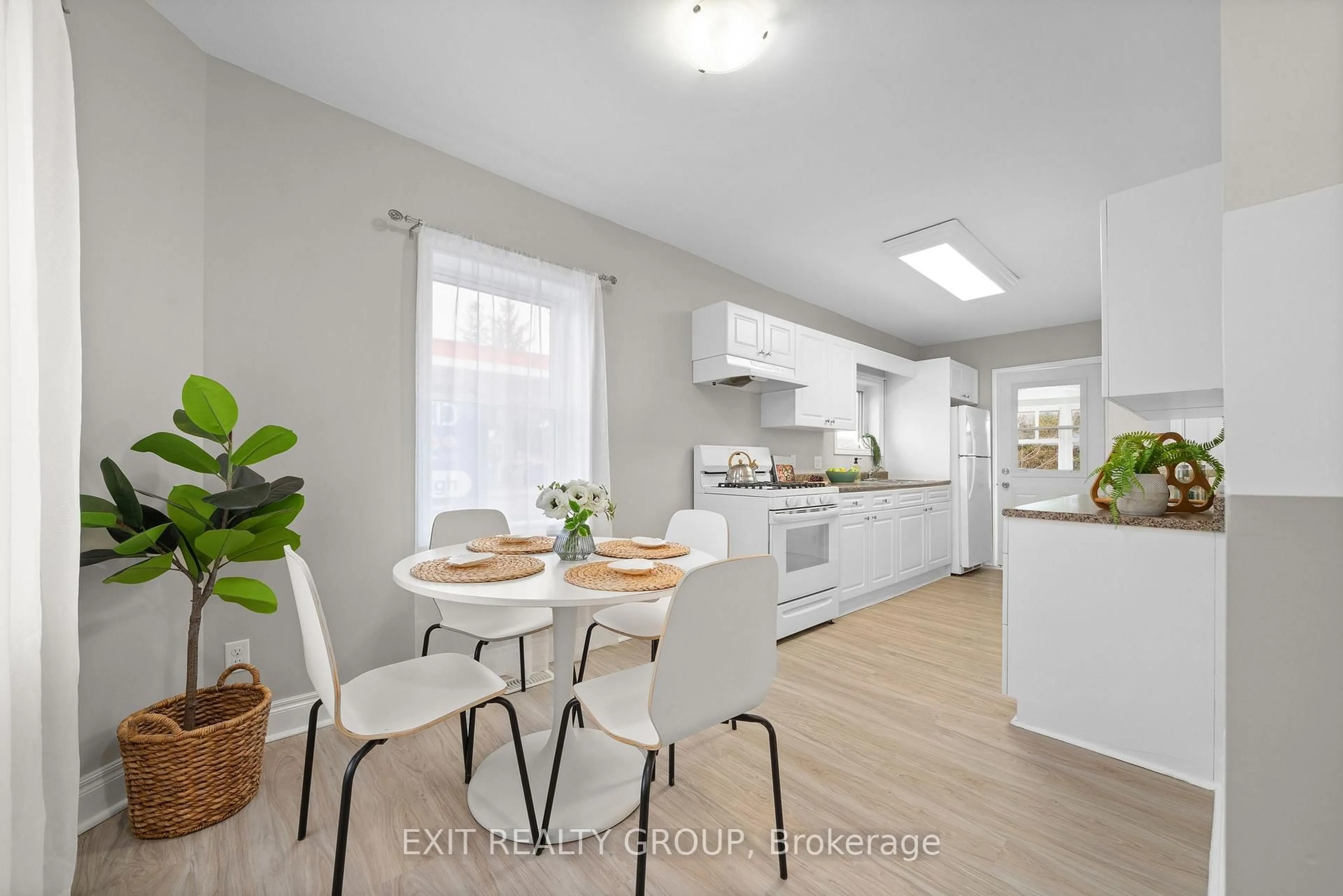 Open concept kitchen, unknown for 74 Front St, Trent Hills Ontario K0L 1L0