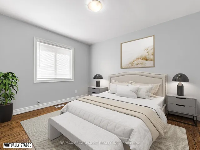 Additional property image - 54 Duncombe Dr