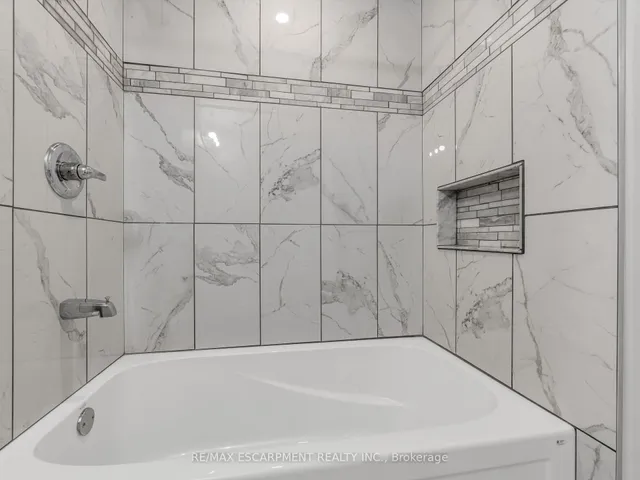 Additional property image - 54 Duncombe Dr
