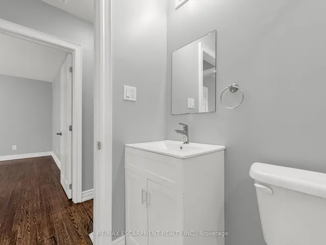 Additional property image - 54 Duncombe Dr