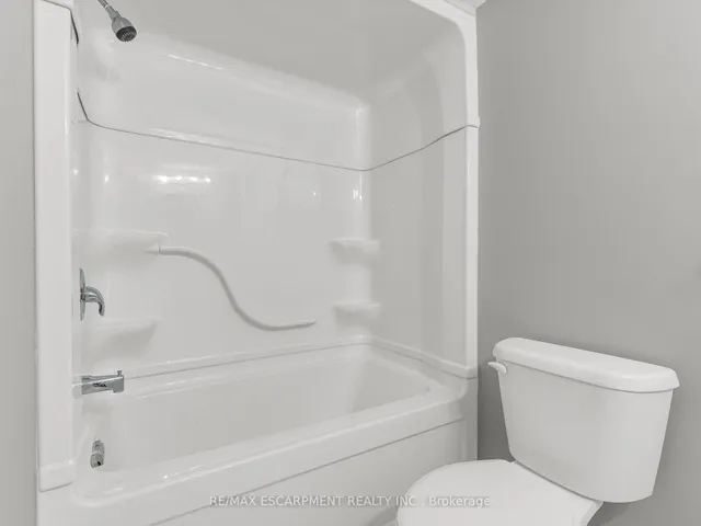 Additional property image - 54 Duncombe Dr