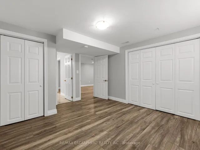Additional property image - 54 Duncombe Dr