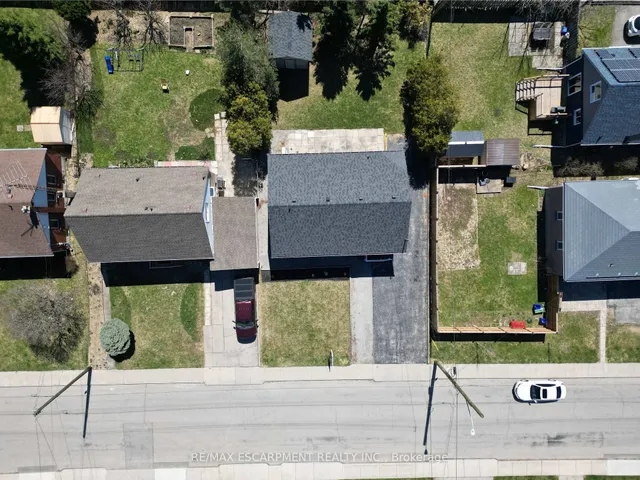 Additional property image - 54 Duncombe Dr