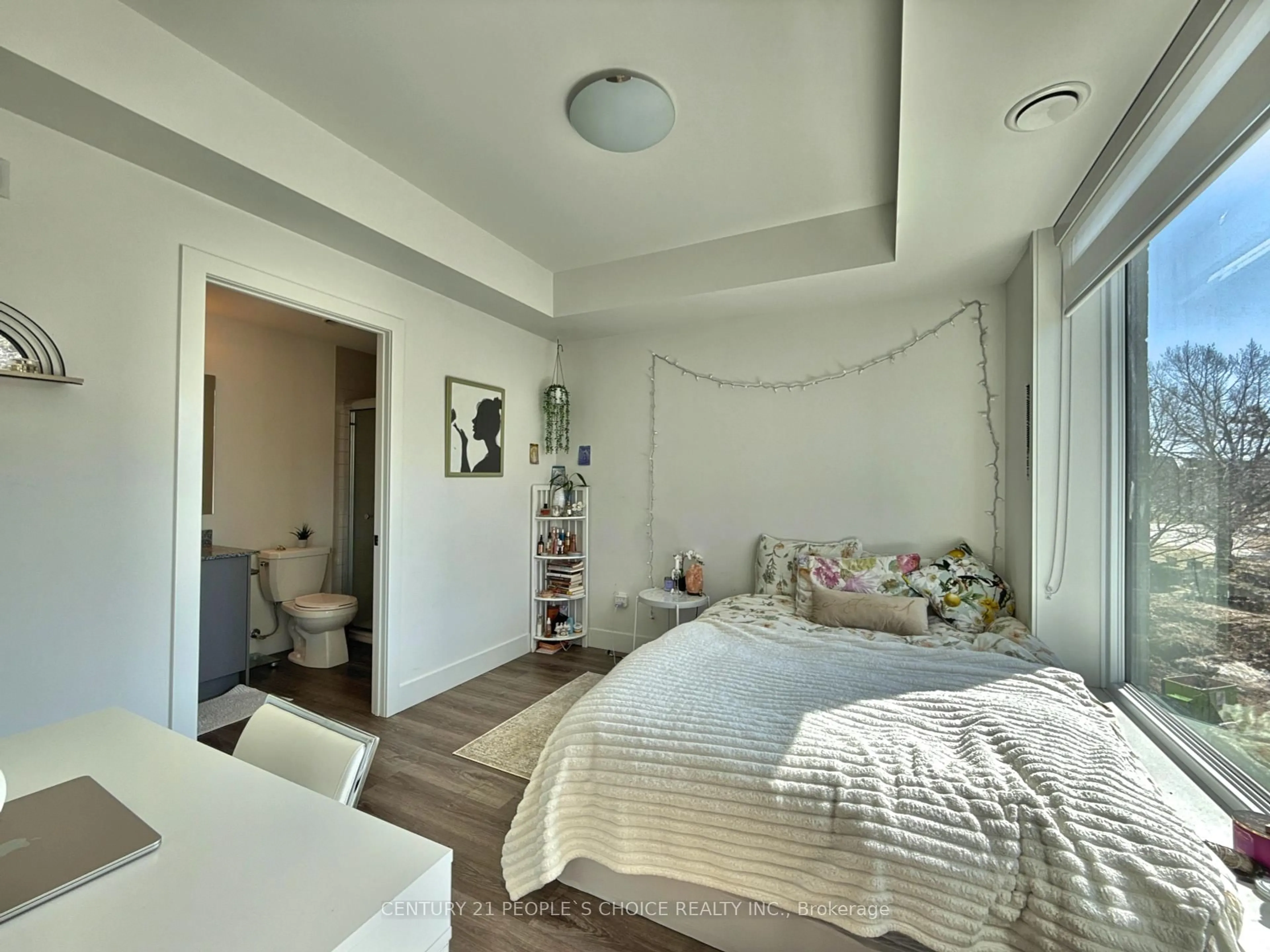 A pic of a room for 103 Roger St #202, Waterloo Ontario N2J 0G2