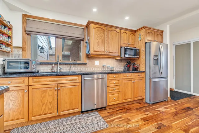 Additional property image - 121 Martinglen Cres