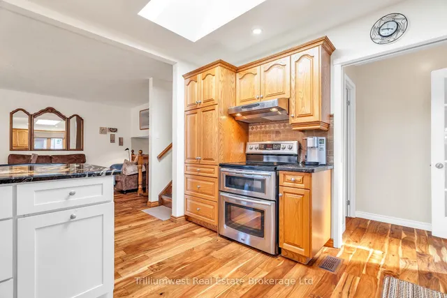 Additional property image - 121 Martinglen Cres