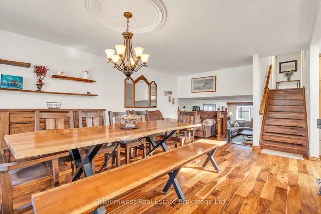 Additional property image - 121 Martinglen Cres