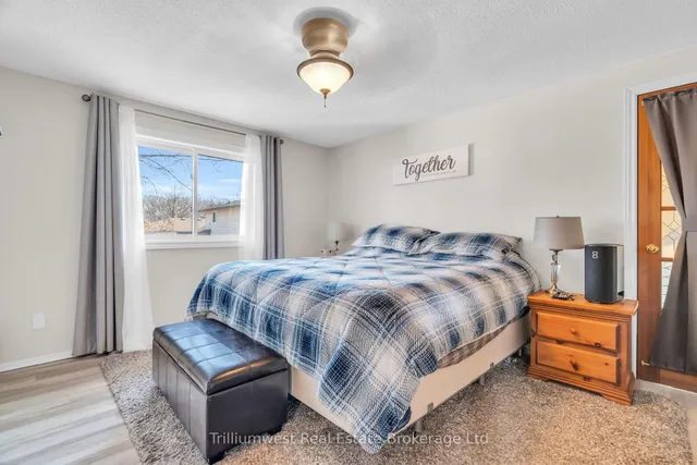 Additional property image - 121 Martinglen Cres