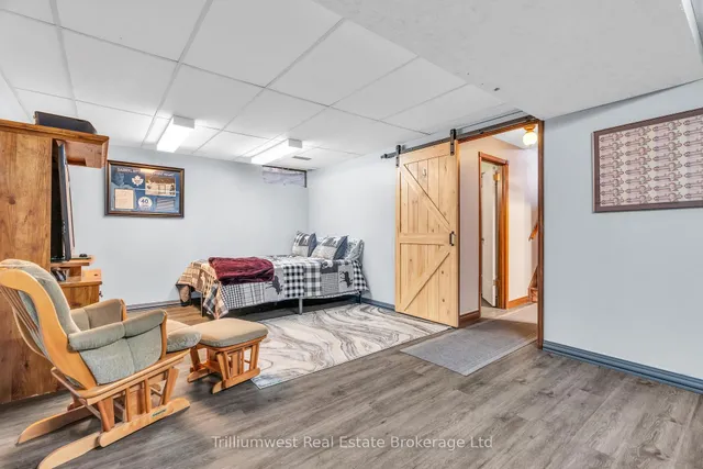 Additional property image - 121 Martinglen Cres