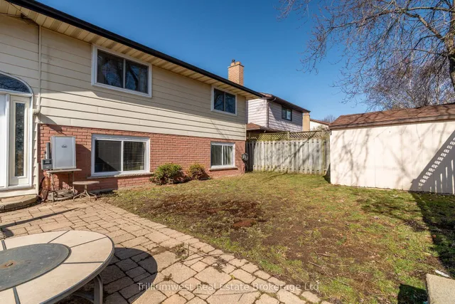 Additional property image - 121 Martinglen Cres