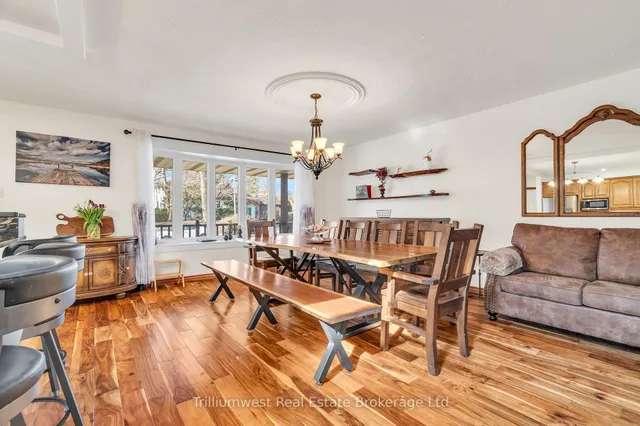 Additional property image - 121 Martinglen Cres