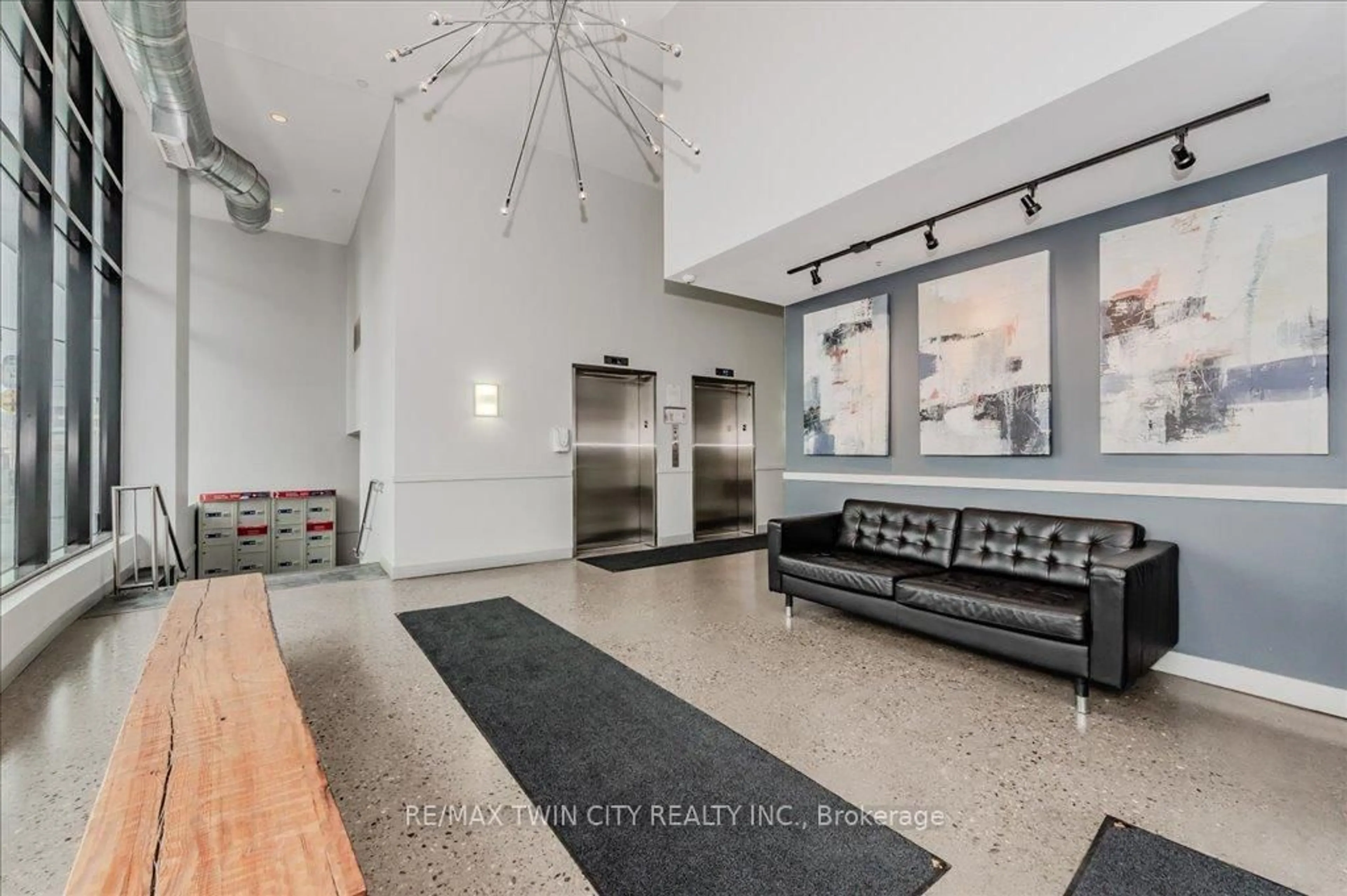 Lobby for 1 Victoria St #1707, Kitchener Ontario N2G 0B5