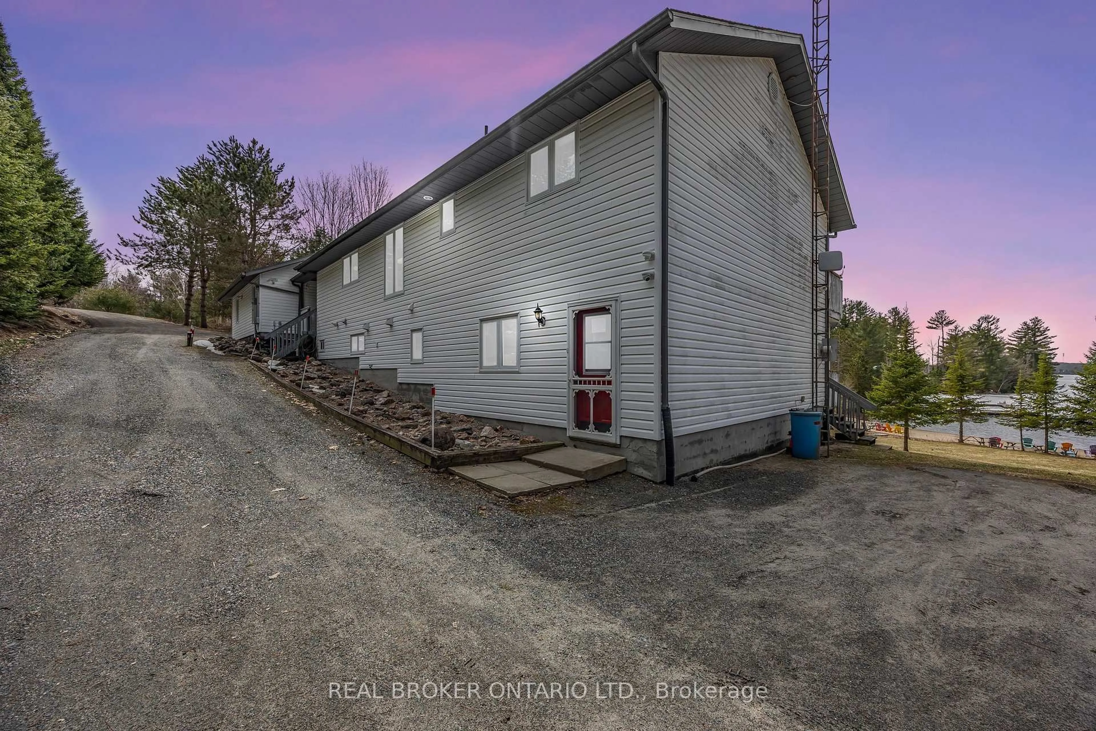 A pic from outside/outdoor area/front of a property/back of a property/a pic from drone, building for 54 Carters Landing Rd, Seguin Ontario P2A 0B2