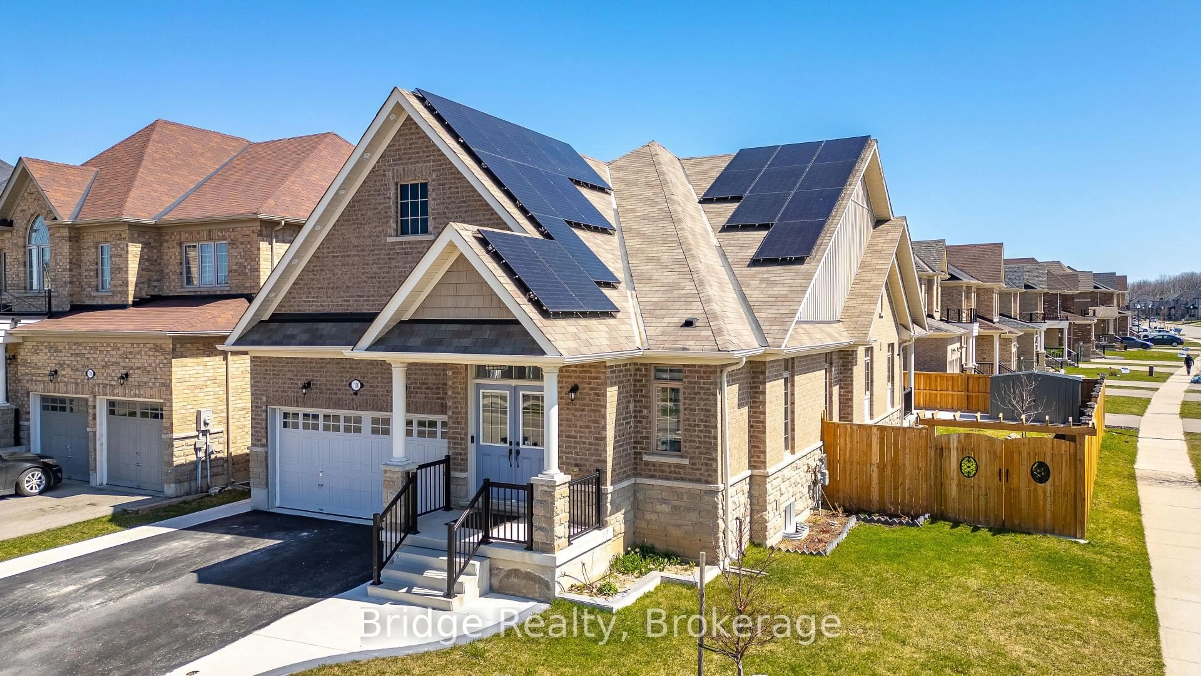 A pic from outside/outdoor area/front of a property/back of a property/a pic from drone, street for 700 Arthur Parker Ave, Woodstock Ontario N4S 7W2