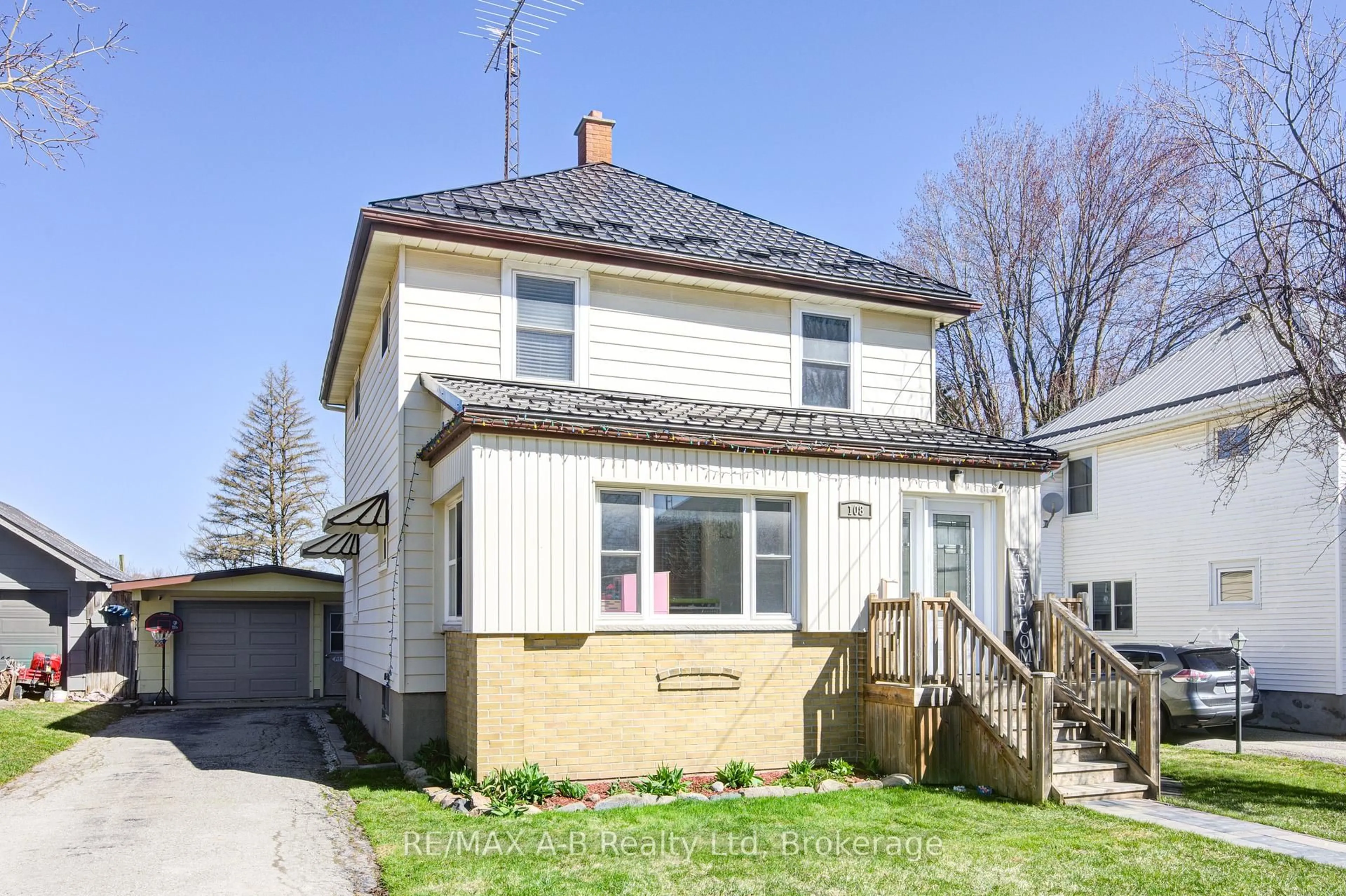 Home with vinyl exterior material, street for 108 Loveys St, East Zorra-Tavistock Ontario N0J 1L0