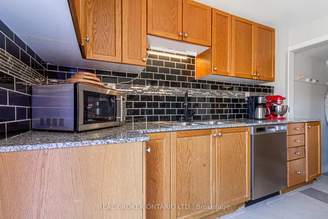 Additional property image - 165 Leinster Ave