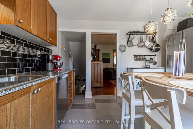 Additional property image - 165 Leinster Ave