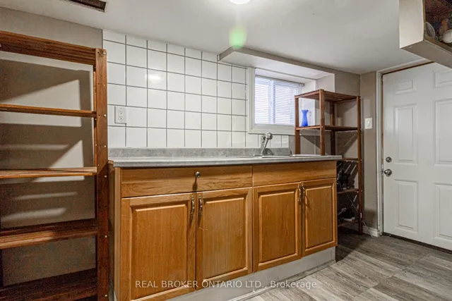 Additional property image - 165 Leinster Ave