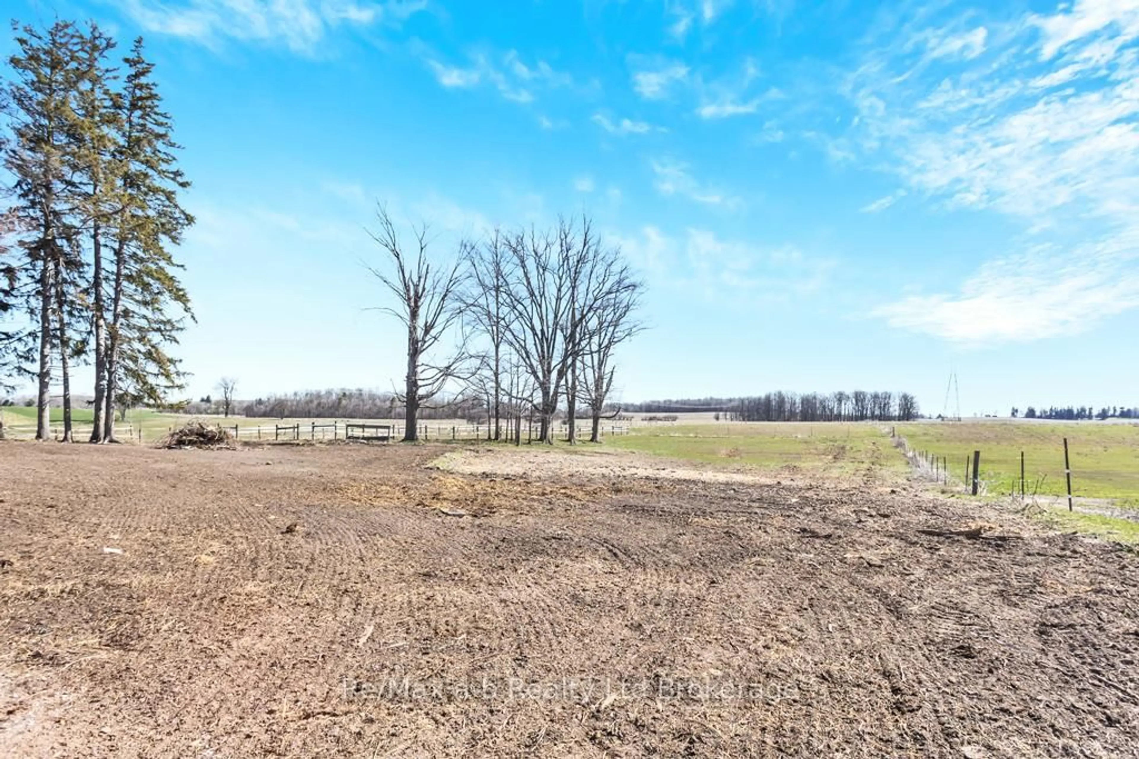 A pic from outside/outdoor area/front of a property/back of a property/a pic from drone, forest/trees view for 773624 Hwy 59 Rr#1, Norwich Ontario N0J 1P0