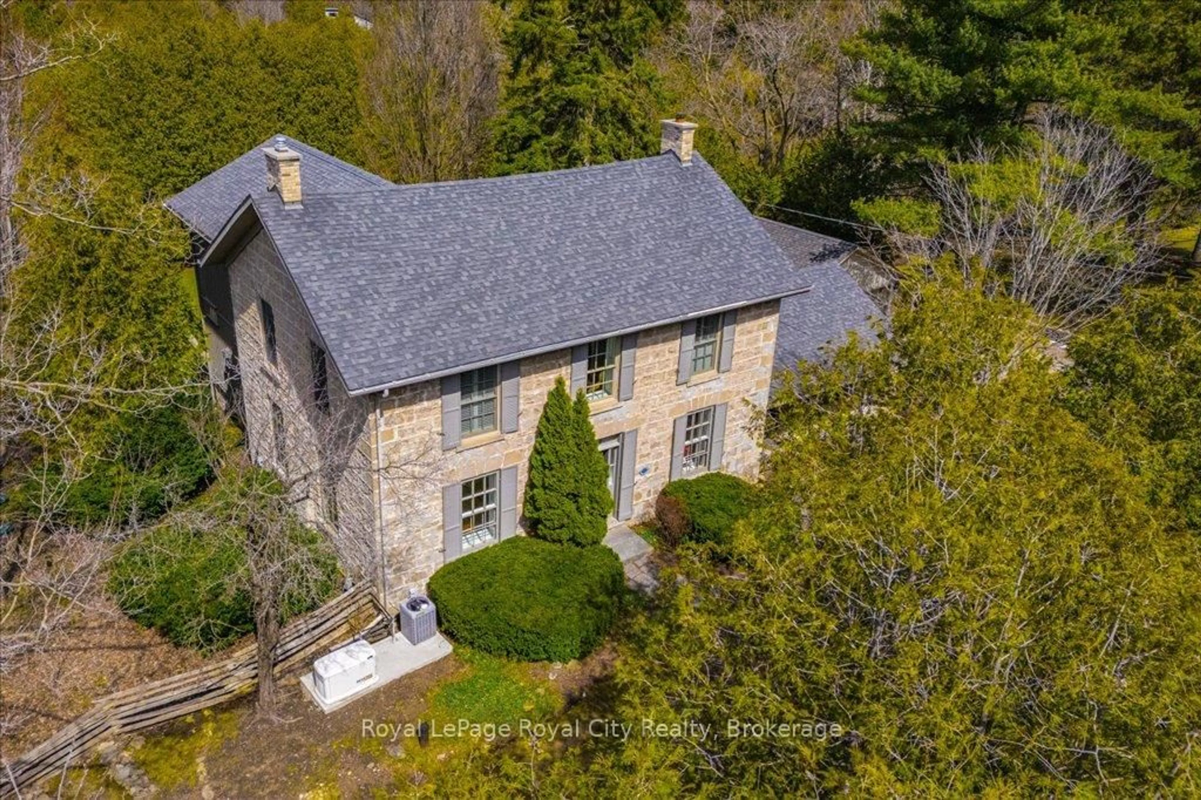 A pic from outside/outdoor area/front of a property/back of a property/a pic from drone, building for 292 SOUTH RIVER Rd, Centre Wellington Ontario N0B 1S0
