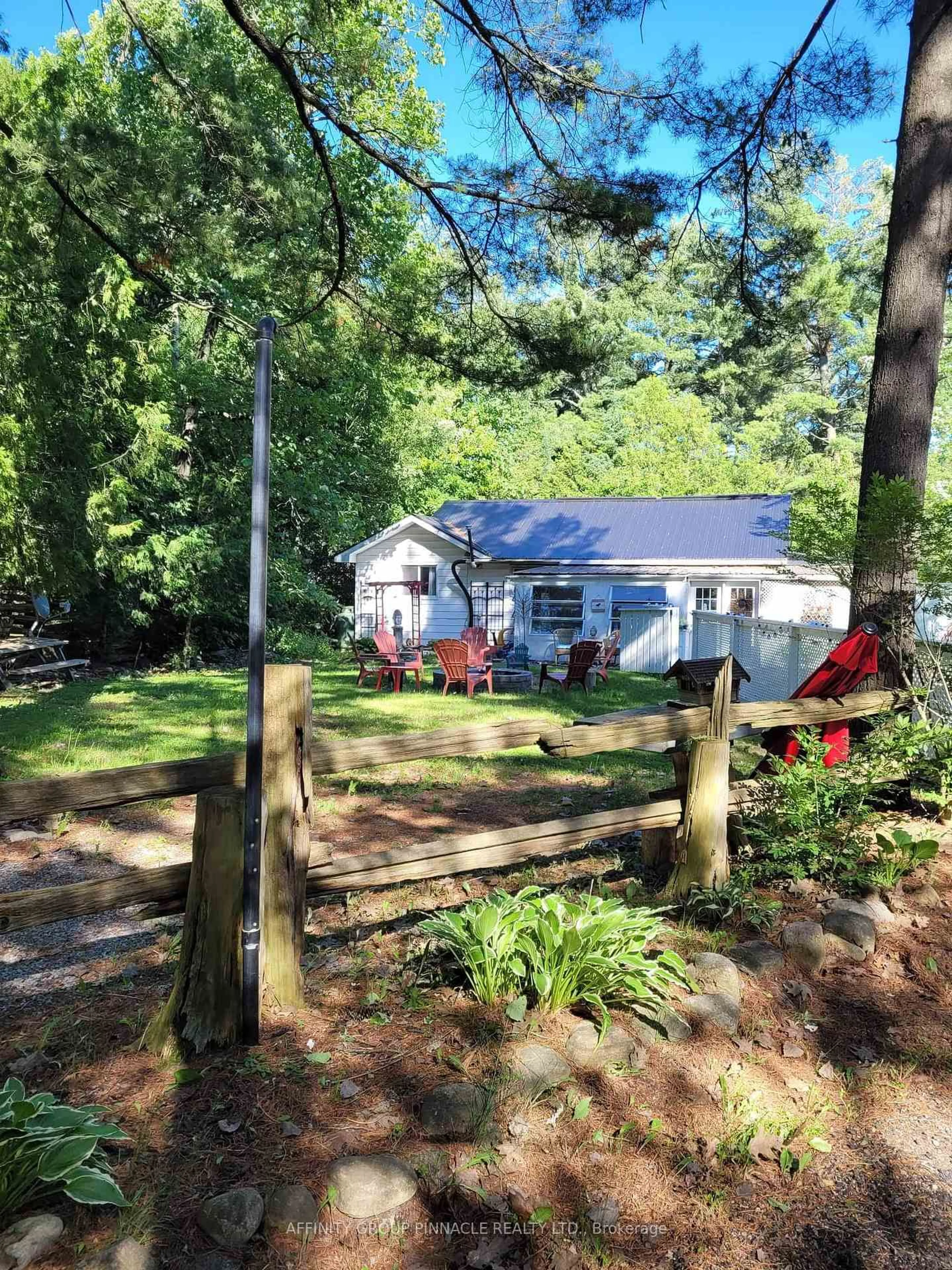 A pic from outside/outdoor area/front of a property/back of a property/a pic from drone, unknown for 8 Parkhill Dr, Kawartha Lakes Ontario K0M 1A0