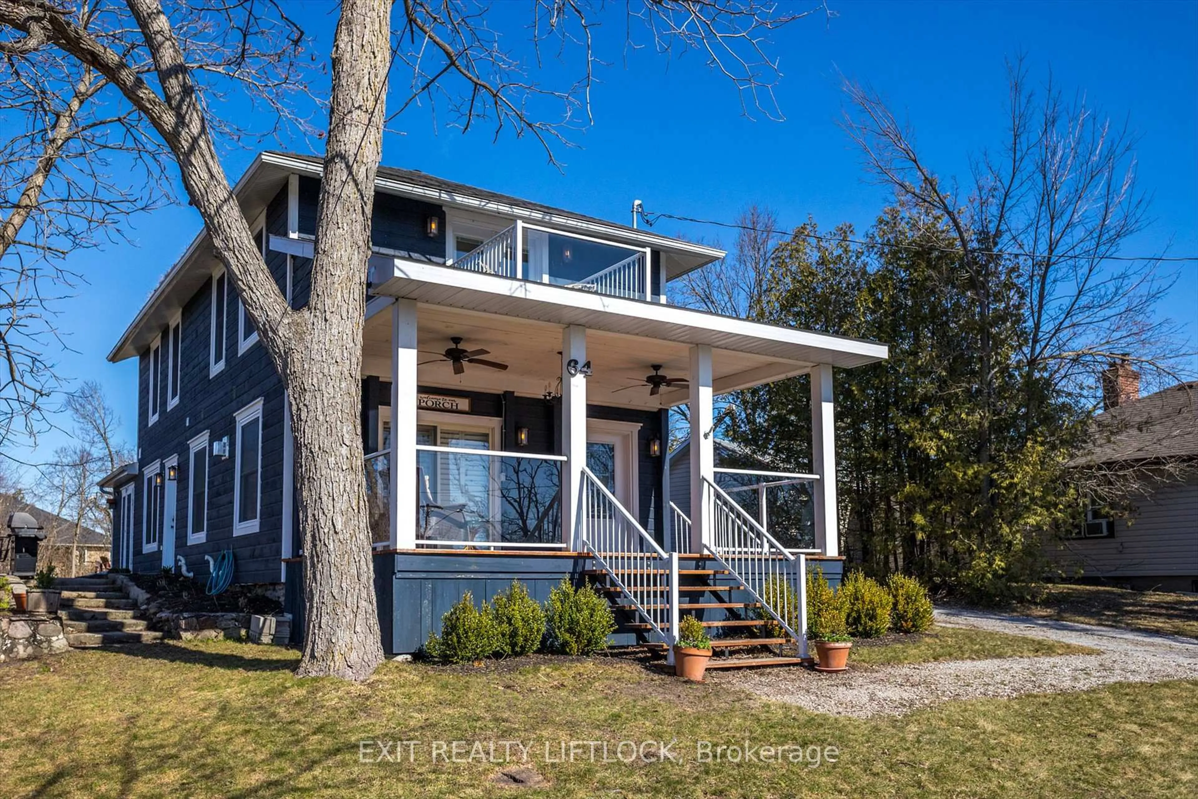 Home with vinyl exterior material, unknown for 64 Front St, Kawartha Lakes Ontario K0M 1A0
