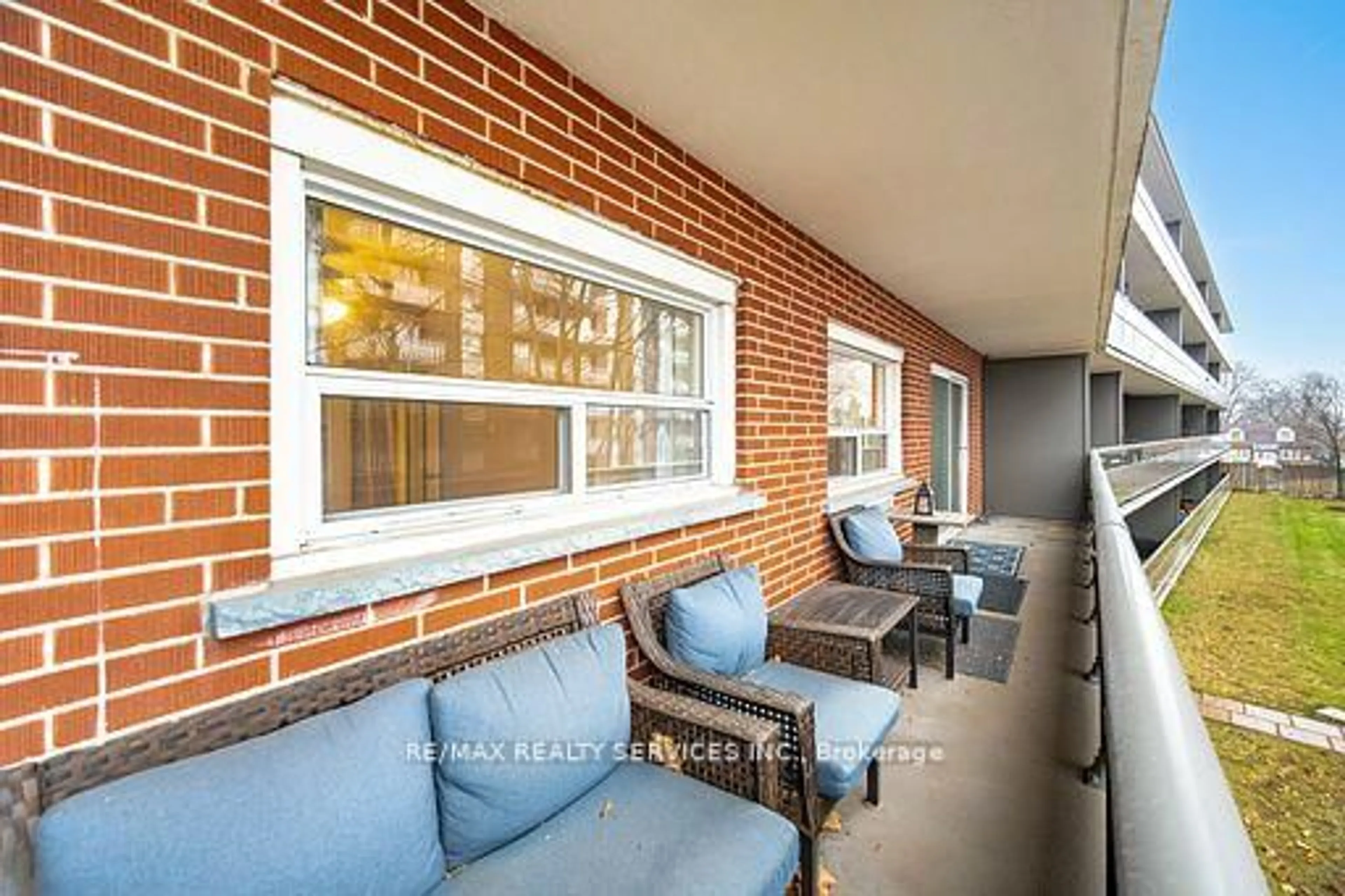 Patio, unknown for 11 Woodman Dr #203, Hamilton Ontario L8K 4E3