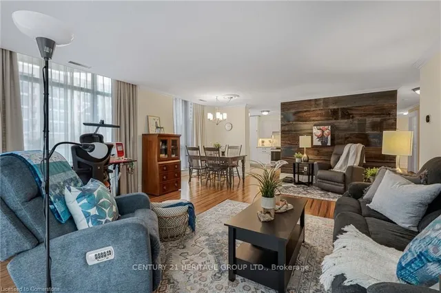 Additional property image - 67 Caroline St Unit 102