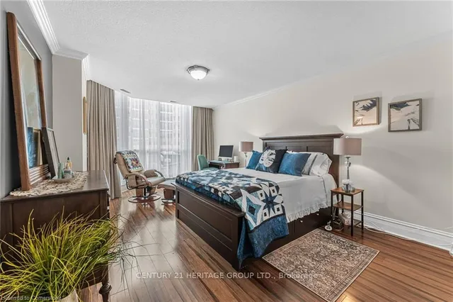 Additional property image - 67 Caroline St Unit 102