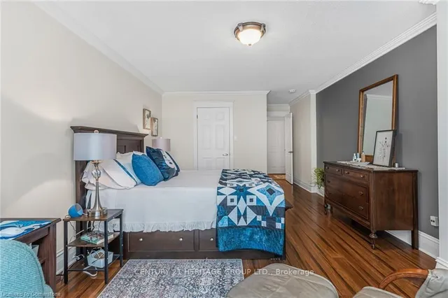 Additional property image - 67 Caroline St Unit 102