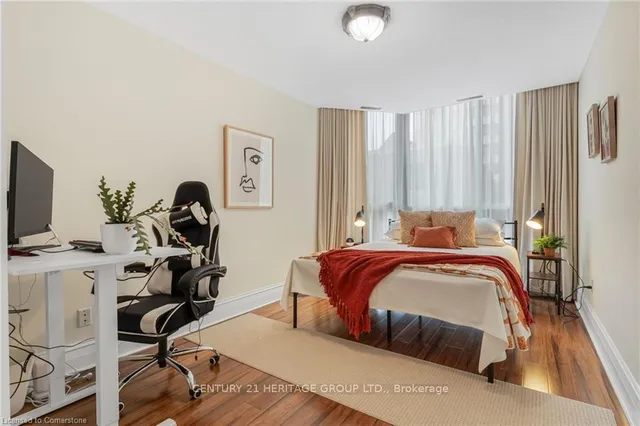 Additional property image - 67 Caroline St Unit 102