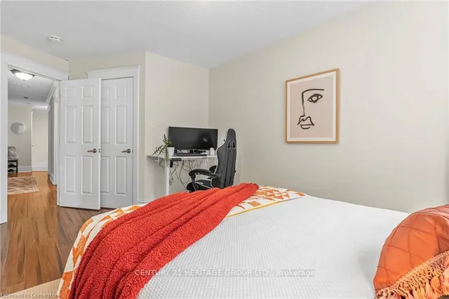 Additional property image - 67 Caroline St Unit 102