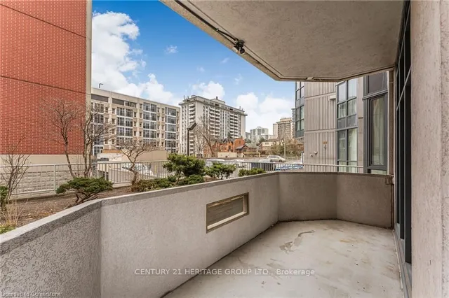 Additional property image - 67 Caroline St Unit 102