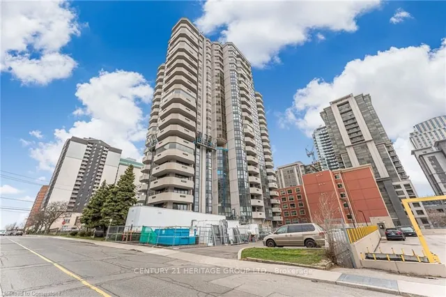 Additional property image - 67 Caroline St Unit 102