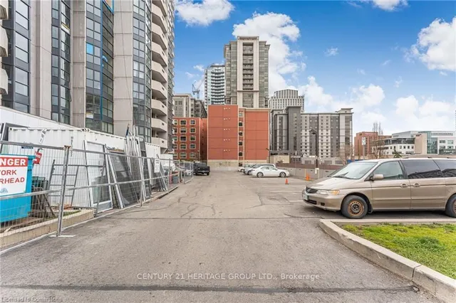 Additional property image - 67 Caroline St Unit 102