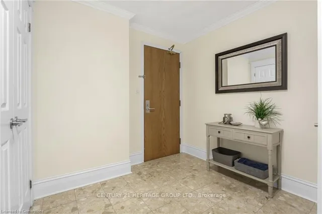 Additional property image - 67 Caroline St Unit 102
