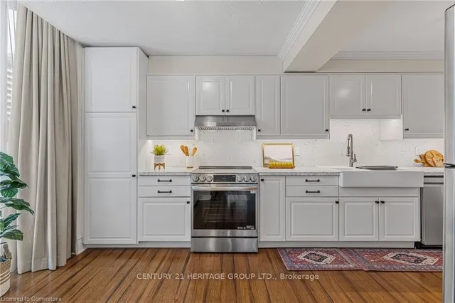 Additional property image - 67 Caroline St Unit 102