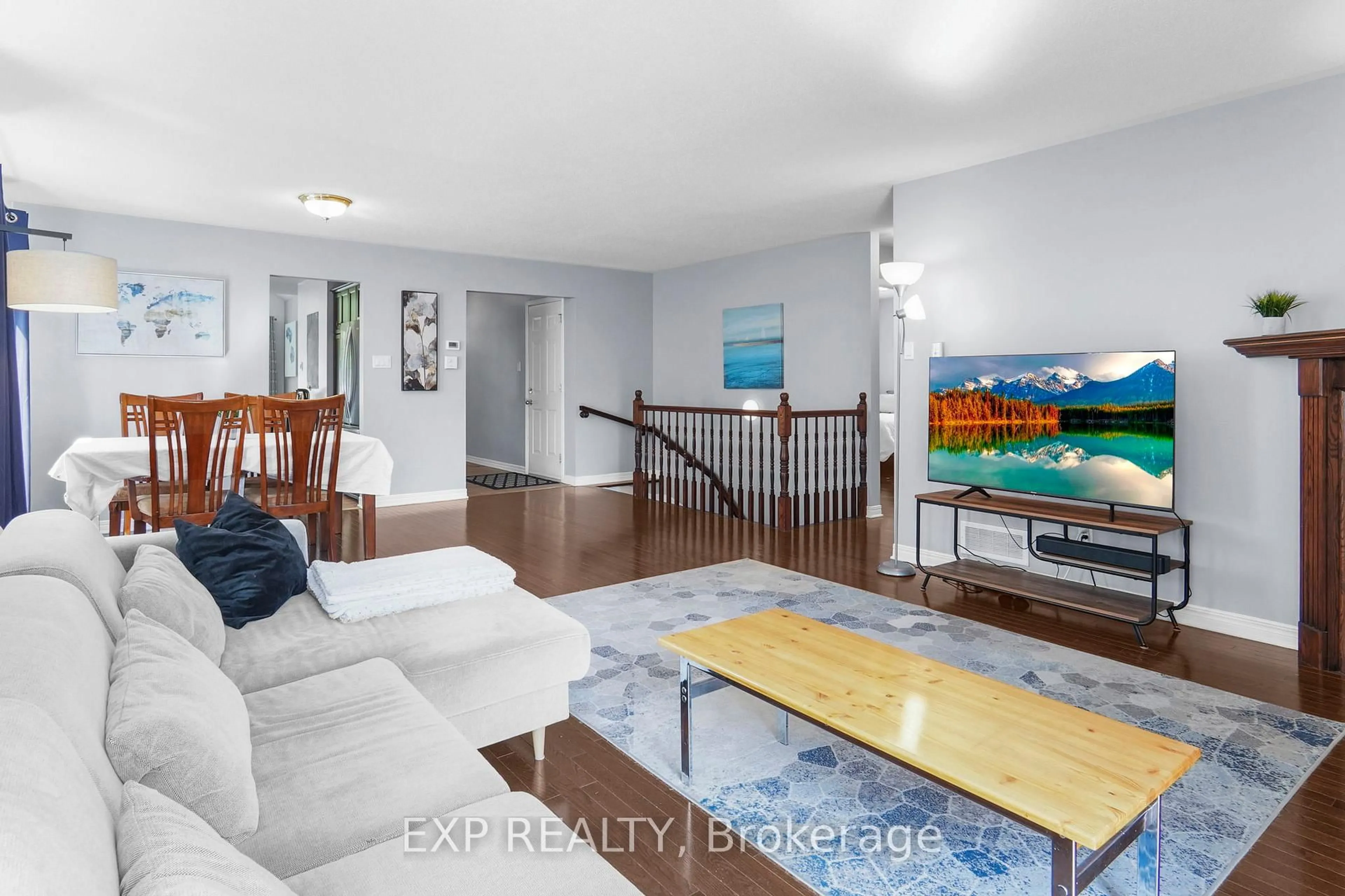 Living room with furniture, unknown for 114 ECHOWOODS Ave, Ottawa Ontario K2S 2E7