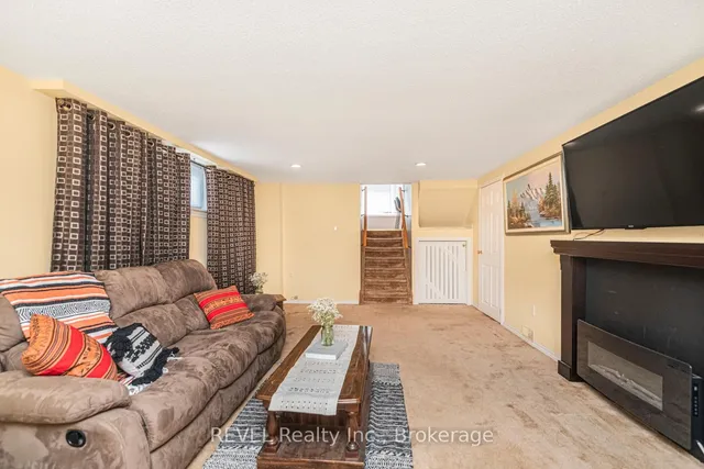 Additional property image - 5 Arbutus Cres