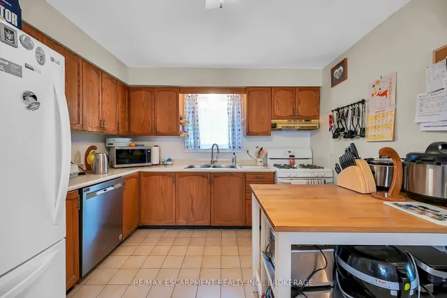 Additional property image - 43 Everest St