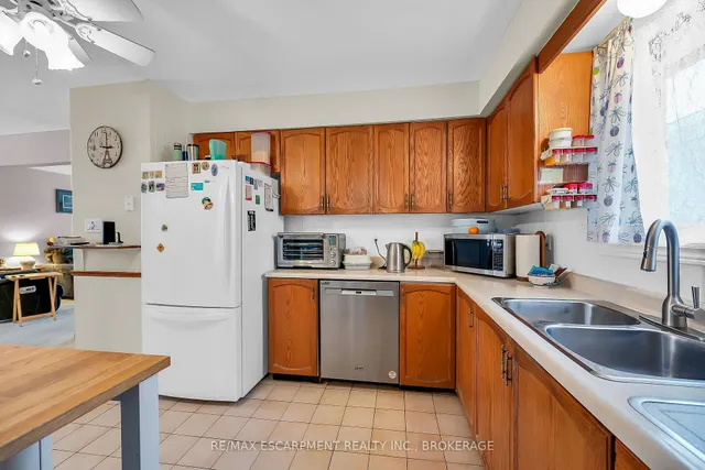 Additional property image - 43 Everest St