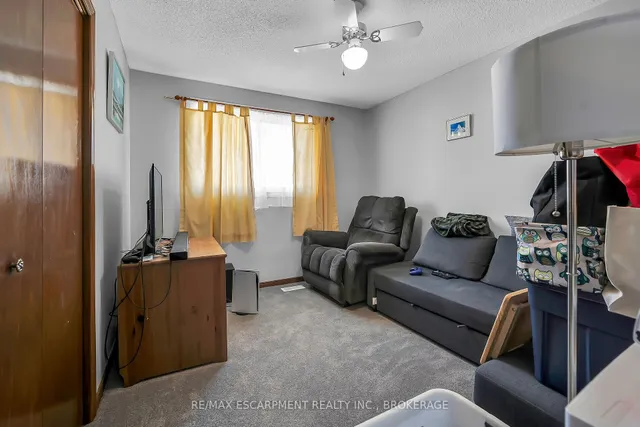 Additional property image - 43 Everest St