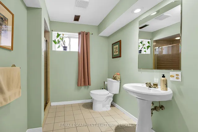 Additional property image - 43 Everest St