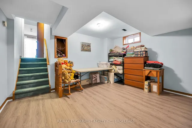 Additional property image - 43 Everest St